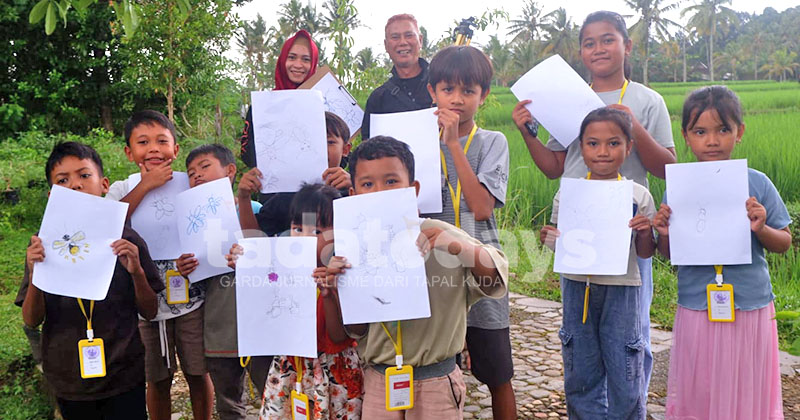 Ketika Kunang-Kunang Pulang ke Pekarangan; Kisah Hadi Purnomo Merawat Alam dan Kebudayaan di Jember