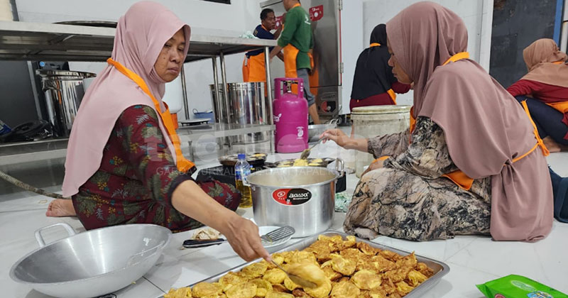 BPBD Pasuruan Dirikan Dapur Umum di 3 Shelter Bencana Banjir