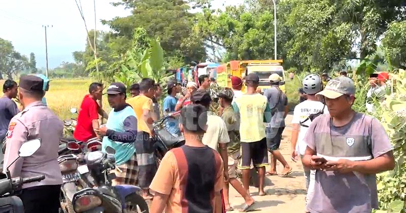 Setelah 7 Jam, Blokade Jalan di Kejayan Dibuka, Warga Minta Pengusaha Tambang Perbaiki Jalan dan Saluran Irigasi