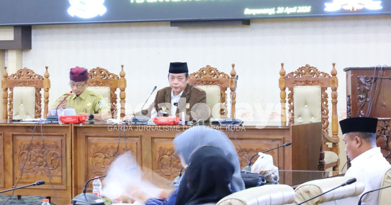 Banggar DPRD Banyuwangi Evaluasi LKPJ Bupati 2025, Soroti Kesenjangan Kinerja dan Realita Lapangan