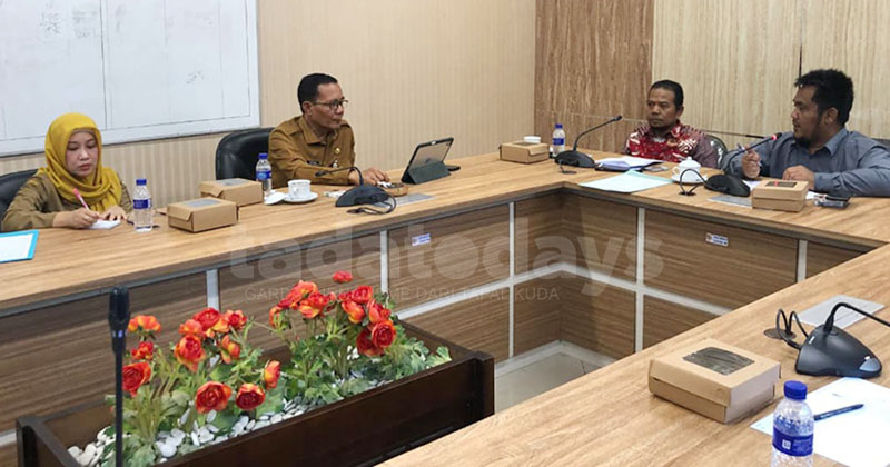 Sampah Jember Overload, Limbah TPA Mulai Cemari Sawah Warga