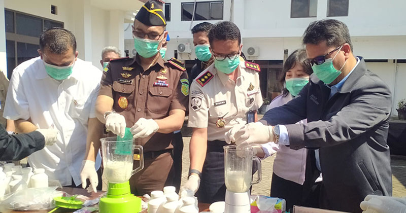 Ratusan Gram Narkoba hingga Dokumen Perkara Korupsi Dimusnahkan Kejari Kota Pasuruan