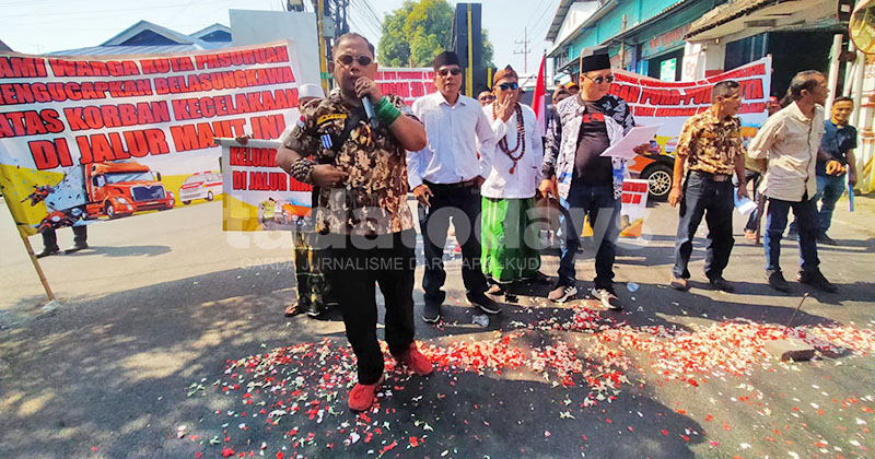 Warga Gadingrejo Pasuruan Protes Pengalihan Arus Lalu Lintas, Imbas Perbaikan Jembatan Buk Wedi
