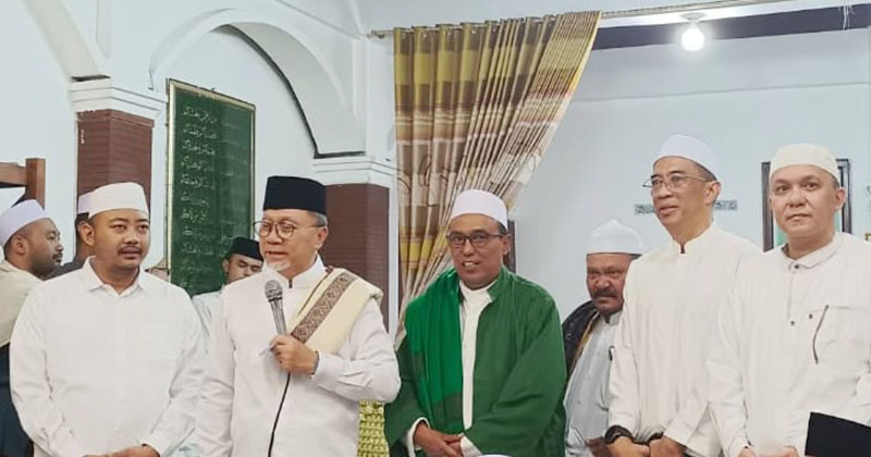 Menko Zulhas Hadiri Haul Habib Husein Al Hamid di Probolinggo, Paparkan Program Strategis Nasional