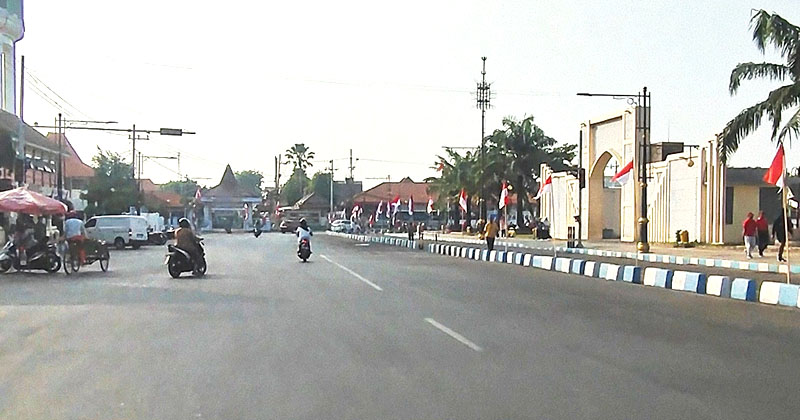 PKL Luar Kota Berdatangan Jelang Haul Mbah Hamid
